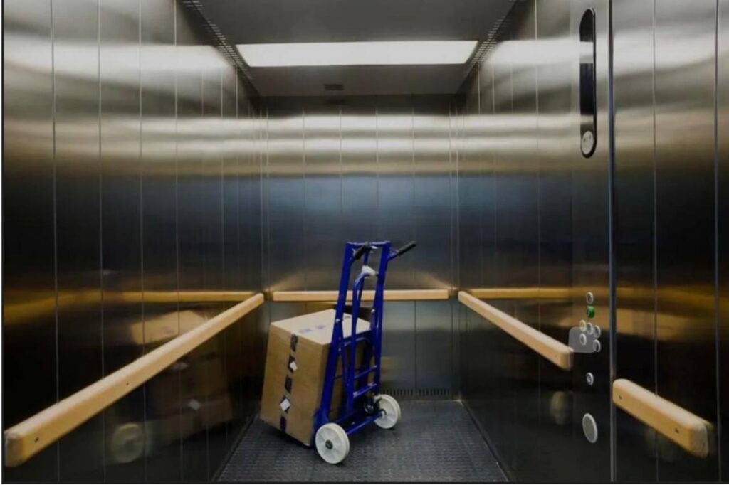 مصعد بضائع- BRAND (7)