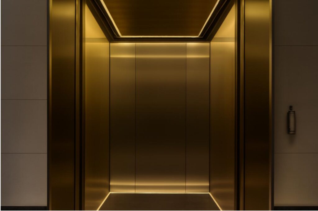 مصعد سيارات- BRAND (2)